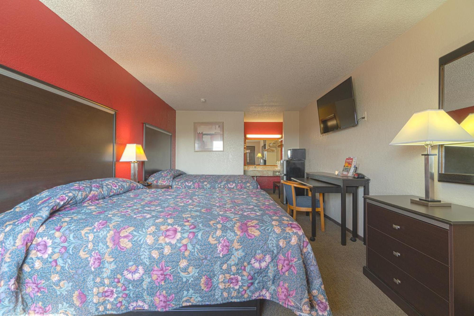 Regency Inn & Suites By Oyo Bay City Tx Zewnętrze zdjęcie